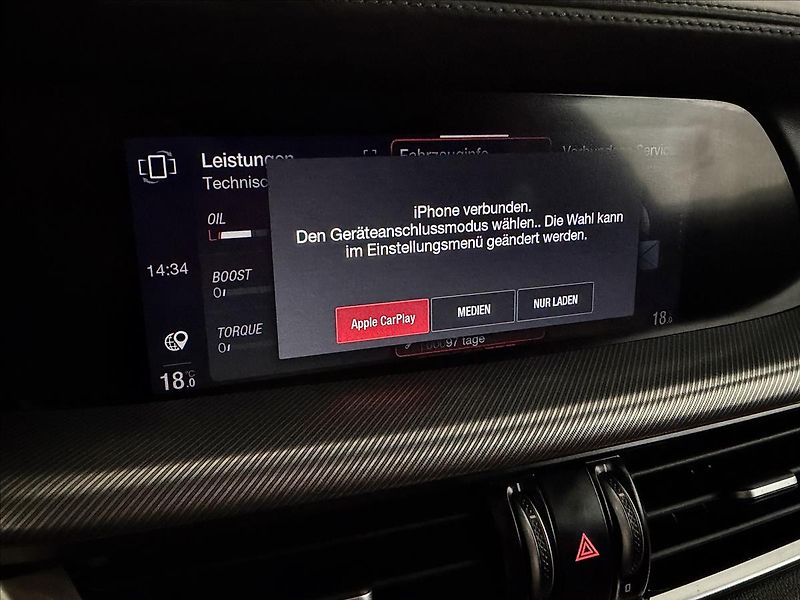 Alfa Romeo Stelvio VELOCE 206kW Q4 H&K PANORAMA - fotka 27 z 42