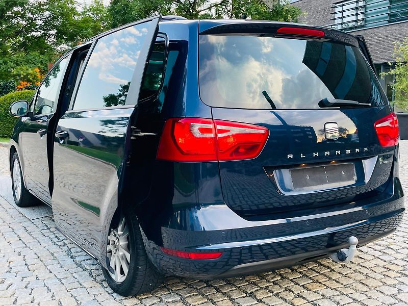 Seat Alhambra 2.0TDI MANUÁL SERVISKA TAŽNÉ - fotka 22 z 51