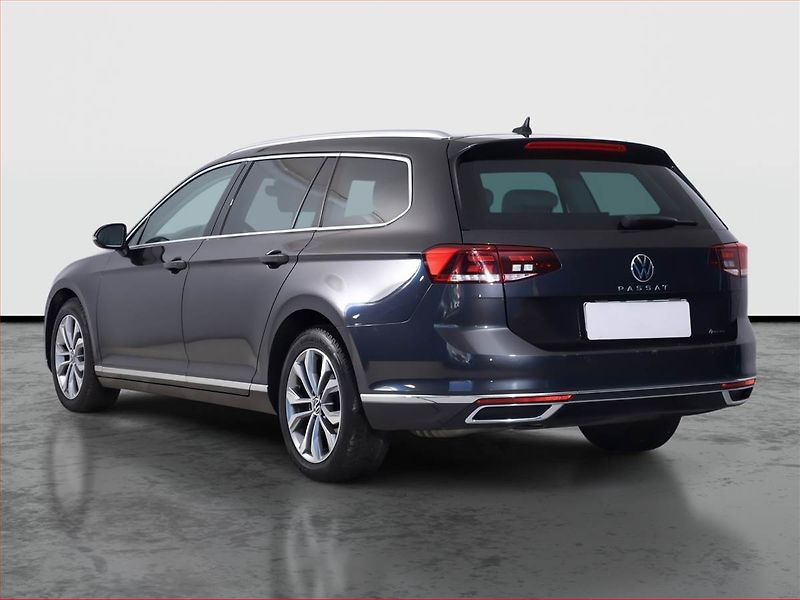 Volkswagen Passat (2021) 2.0 TDI - fotka 4 z 23