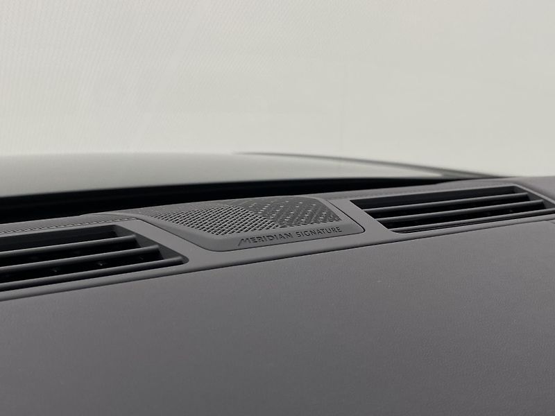 Land Rover Range Rover D350 AUTOBIOGRAPHY LWB - fotka 28 z 100