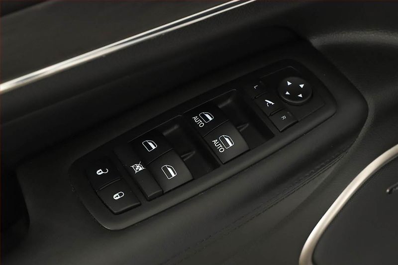 Jeep Grand Cherokee (2019) 3.0 CRD - fotka 19 z 21