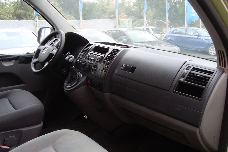 Volkswagen Transporter (2008) 2.5TDi,AUT,ČR,S.Kn.9-Míst - fotka 33 z 58