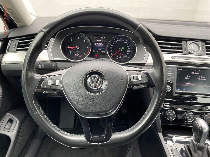 Volkswagen Passat (2017) 2.0TDi 4x4, ČR, Highline, DSG - fotka 11 z 15