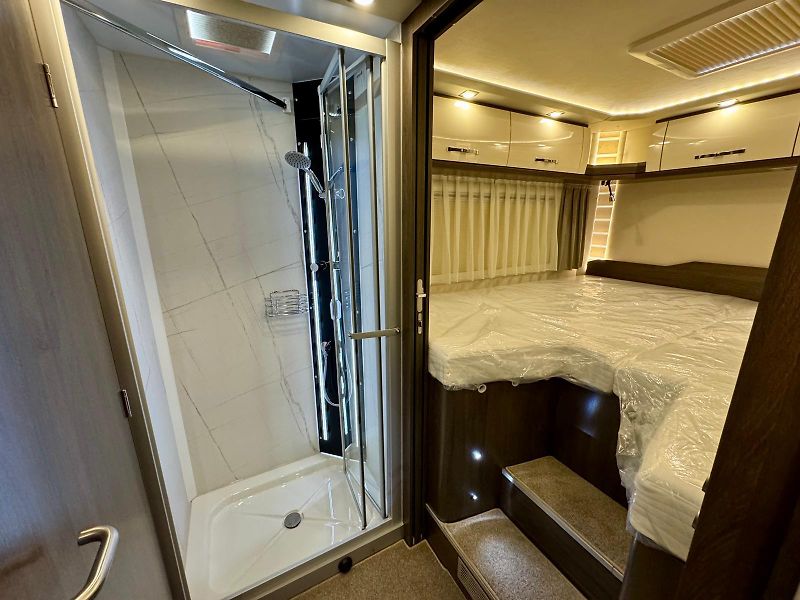 Phoenix (2026) MaXi-Liner 8500 LX *REZERVACE* - fotka 24 z 26