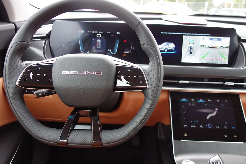 BAIC X75 1.5T 138kW AT NOVÉ/ZÁRUKA 5let - fotka 12 z 26