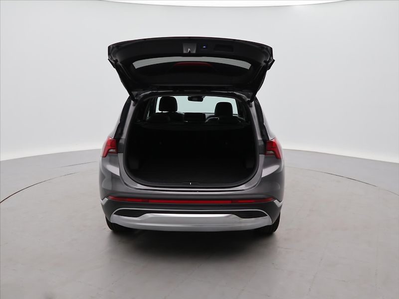 Hyundai Santa Fe 2,2 CRDI 142kW Style 4x4CZ DPH - fotka 9 z 36