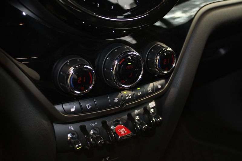 Mini JCW Coutryman ALL4 Fullservis/AdLED - fotka 26 z 34
