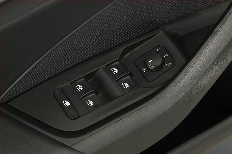 Škoda Octavia (2022) Ambition 2.0 TDI, ČR,1.maj - fotka 13 z 13