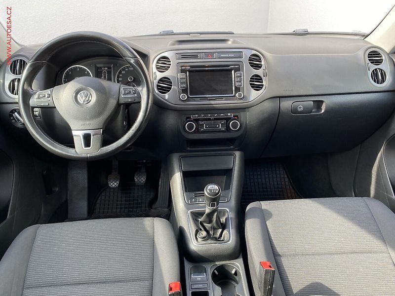 Volkswagen Tiguan (2012) 2.0TDi, ČR, Trend&Fun, TZ - fotka 8 z 17