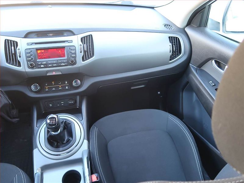 Kia Sportage (2015) 1.7 CRDi, Serv.kniha, Tempomat - fotka 8 z 17