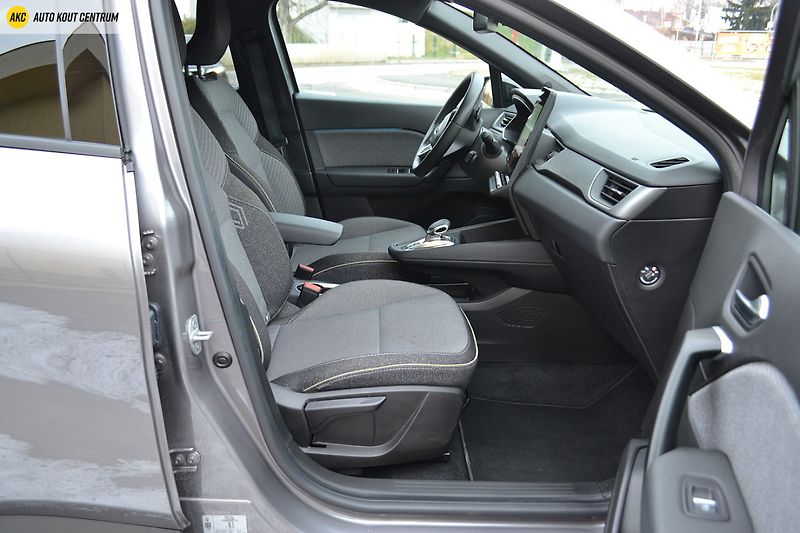 Renault Captur techno mild hybrid 160 EDC - fotka 10 z 49