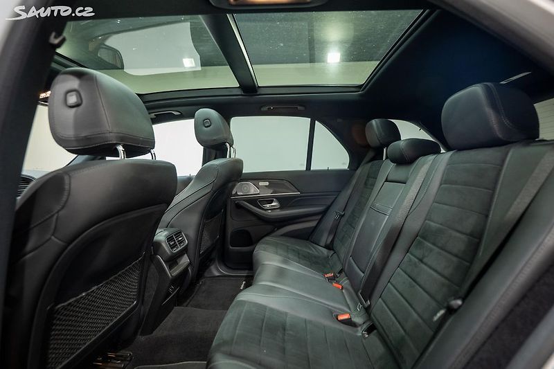 Mercedes-Benz GLE 400d 4Matic 243 kW Záruka - fotka 12 z 37