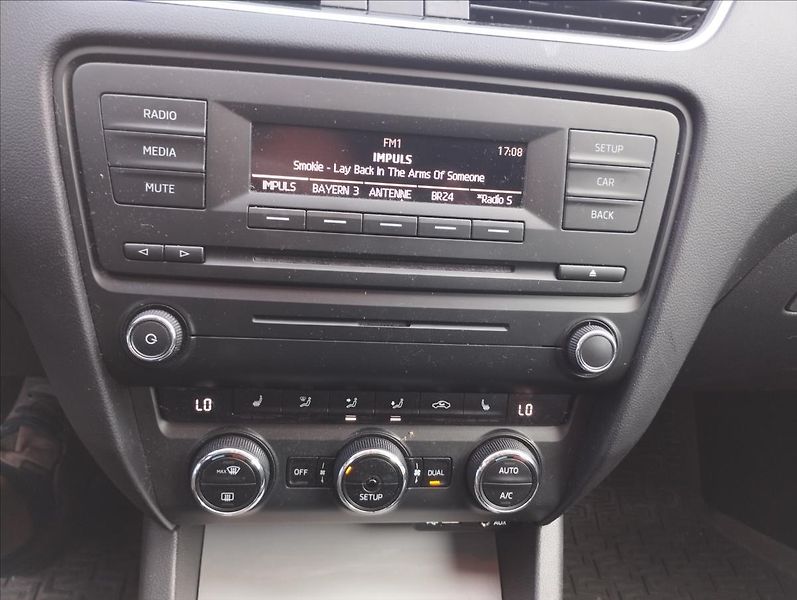Škoda Octavia 2,0 TDi 110KW 4X4 - fotka 13 z 18