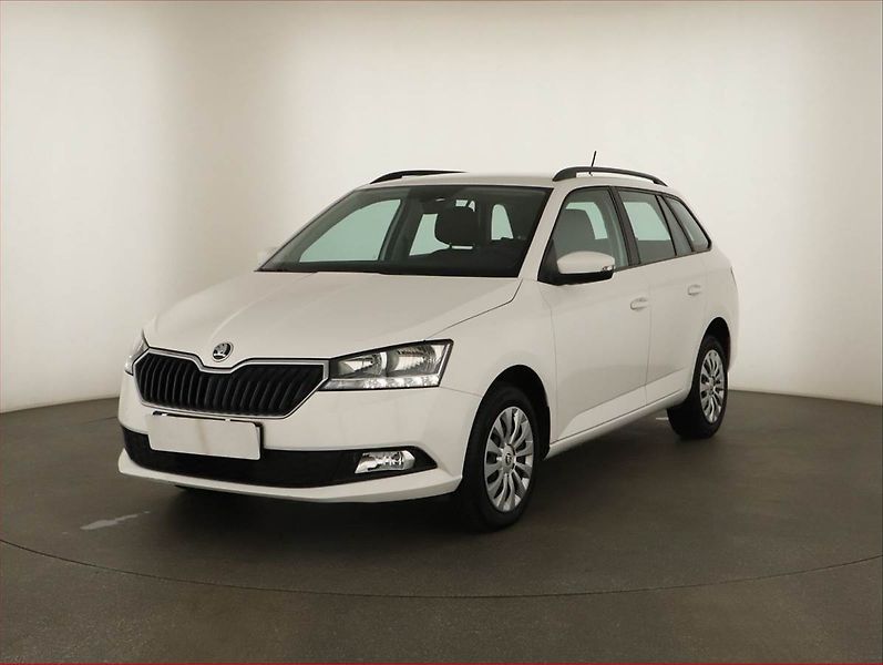 Škoda Fabia (2022) 1.0 TSI, ČR,1.maj - fotka 2 z 11