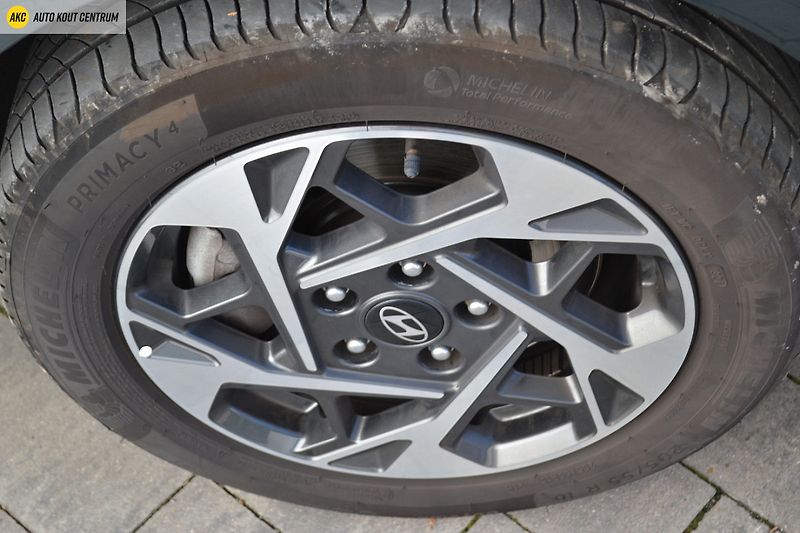 Hyundai i30 WG  1,5DPi MT Style FL - fotka 44 z 52
