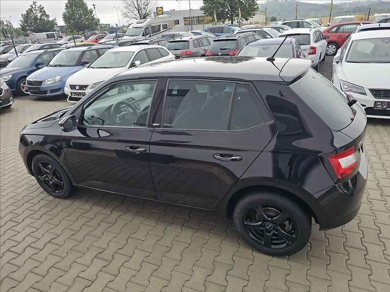 Škoda Fabia III 1,2TSi 66KW Edition - fotka 9 z 43