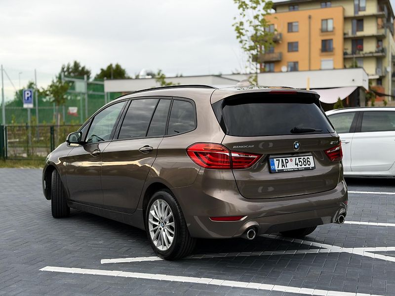 BMW Řada 2 (2019) 2.0 110 kw/DPH/7 míst - fotka 3 z 27