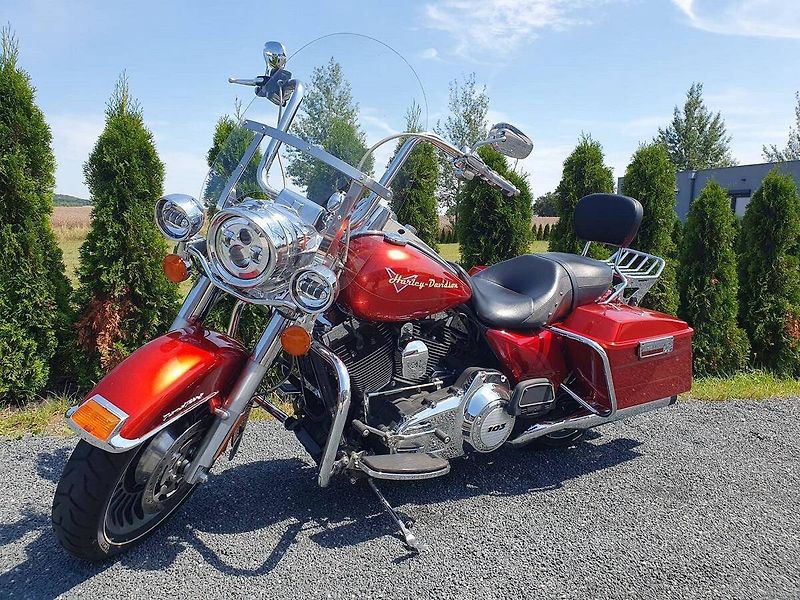 Harley-Davidson FLHR Road King (2013) - fotka 2 z 10