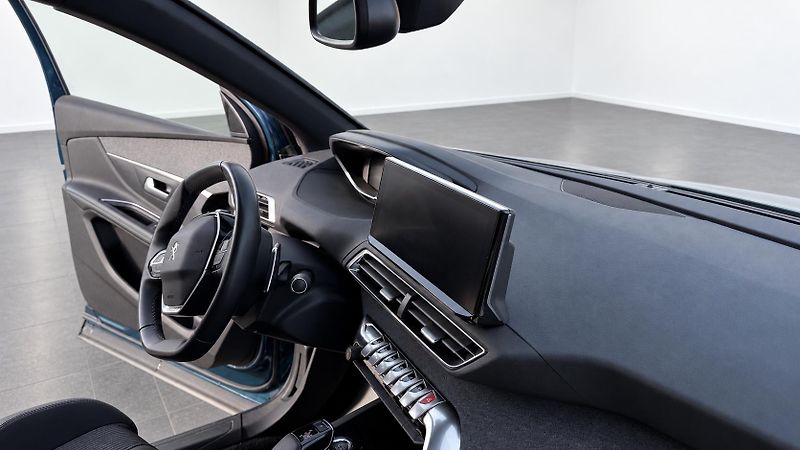Peugeot 5008 (2023) 1.5hdi,čr,automat,záruka - fotka 9 z 20