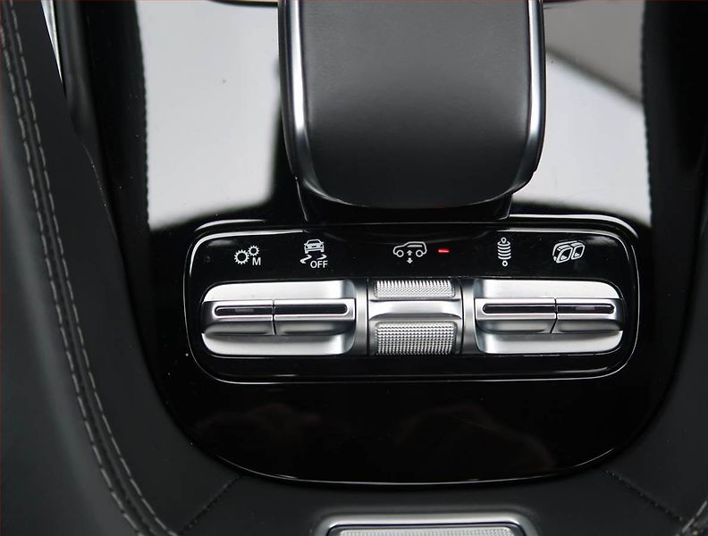 Mercedes-Benz GLE (2020) 53 AMG, 360°, Vzduch, ACC - fotka 17 z 29