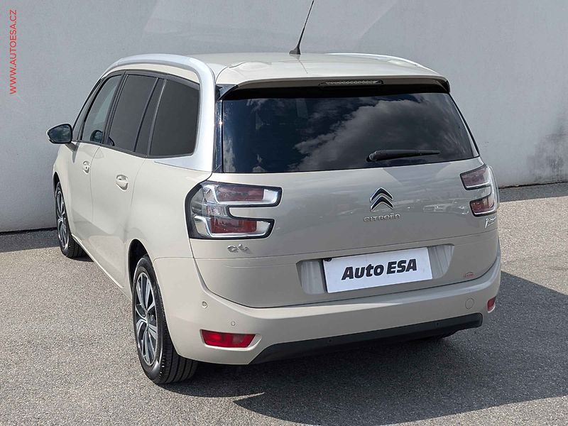 Citroën Grand C4 Picasso (2018) 1.6HDi, ČR, Feel, AT - fotka 6 z 17