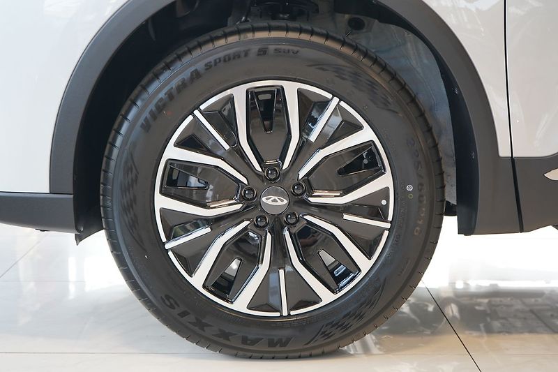 Chery Tiggo 7 PHEV (2026) UNIQUE 1.5 TGDI HEV - fotka 9 z 34