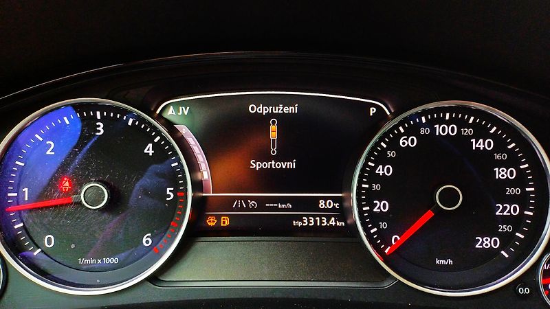 Volkswagen Touareg 3.0 TDI 193kW R-LINE-WEBASTO- - fotka 29 z 50