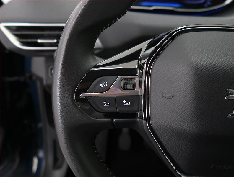 Peugeot 3008 (2022) Active 1.5 BlueHDi, digi klima - fotka 18 z 22