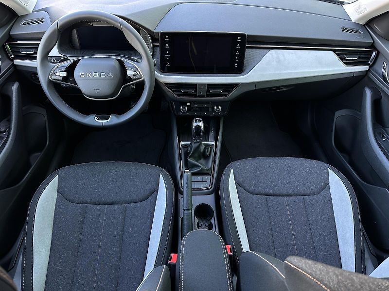 Škoda Kamiq 1.5TSi DSG 150PS LED V.Cockpit - fotka 37 z 46