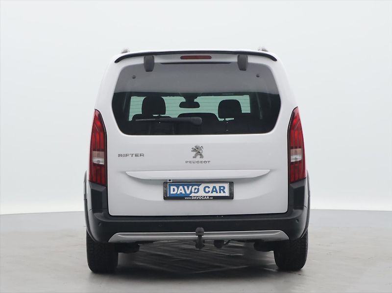 Peugeot Rifter 1,5 HDi 130k Allure tažné DPH - fotka 6 z 26