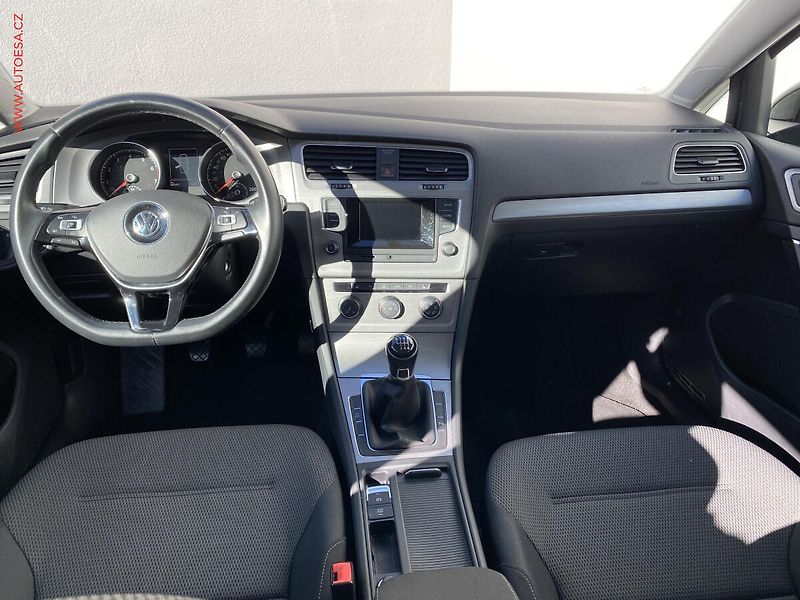 Volkswagen Golf (2013) 1.2 TSi VII, Comfortline - fotka 8 z 17