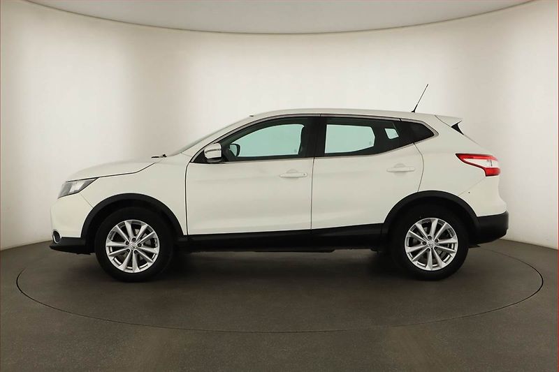 Nissan Qashqai (2017) 1.5 dCi, ČR,1.maj, Serv.kniha - fotka 3 z 12