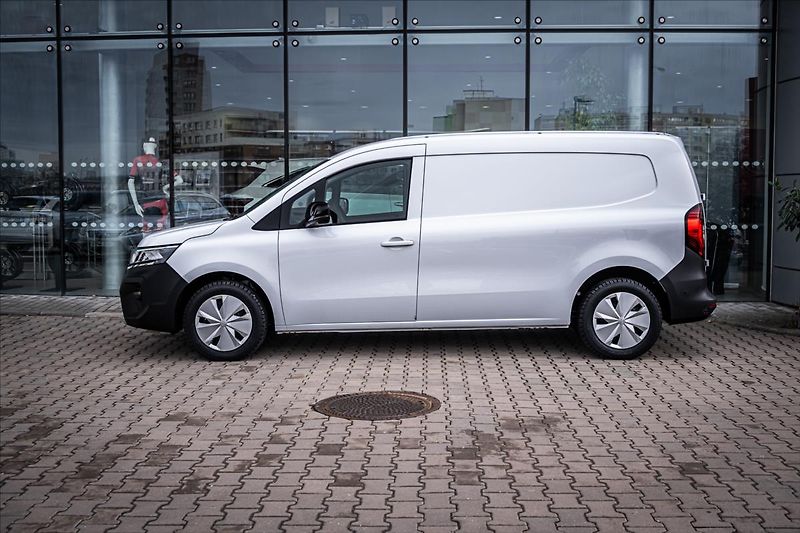 Nissan Townstar 0,0 EV VAN 45 kWh L2 TEKNA - fotka 7 z 33