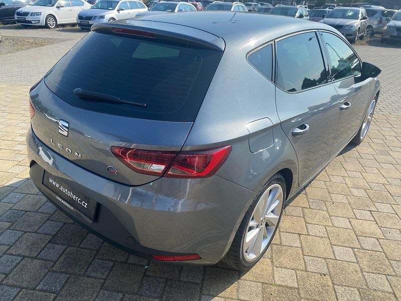 Seat Leon (2013) 1.8 TSi 132kW - fotka 4 z 39