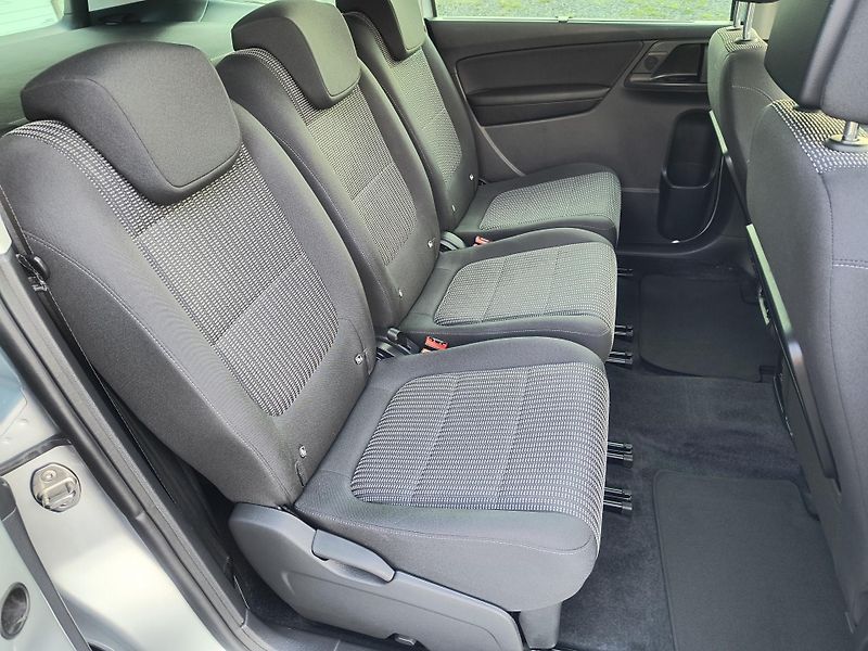 Volkswagen Sharan (2021) 1.4 TSI DSG 110KW/ NAVI/KAMERA - fotka 11 z 50