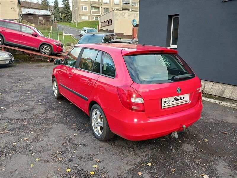 Škoda Fabia 1,2 KOMBI TAŽNÉ, LETNÍ + ZIMNÍ - fotka 3 z 16