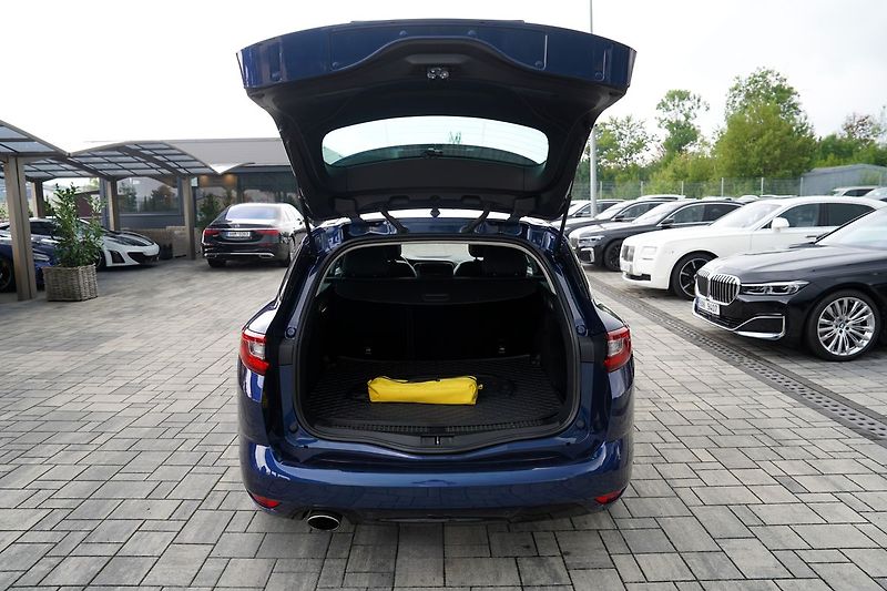 Renault Mégane 1.2 TCe automat/132 PS/ČR - fotka 11 z 43