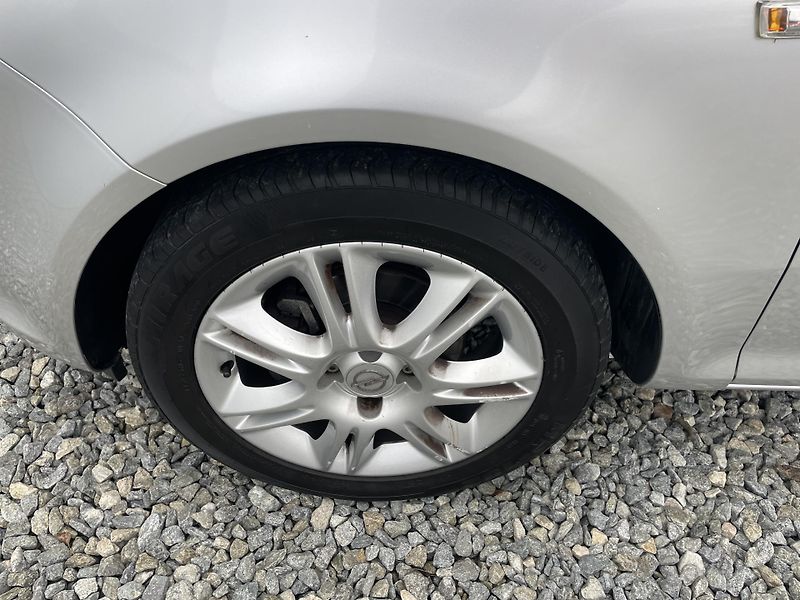 Opel Corsa 1.2i 80PS 141000KM KLIMA STK!! - fotka 17 z 169
