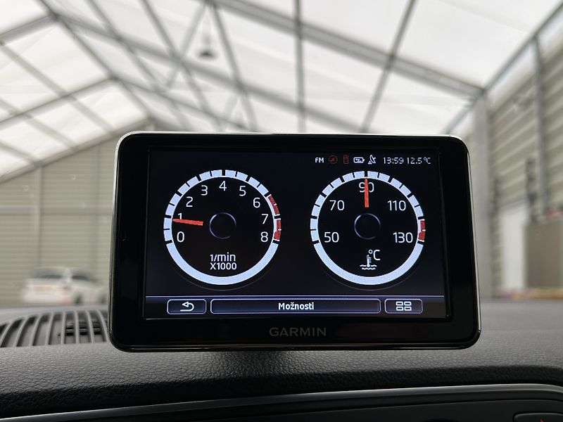 Škoda Citigo 1.0 MPI Elegance - fotka 9 z 24