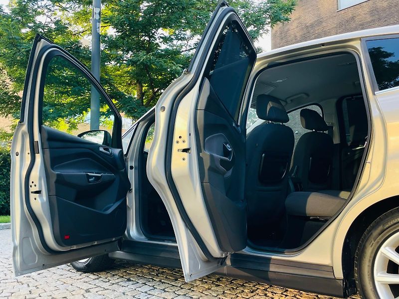 Ford C-MAX 2.0TDCi MANUÁL VÝHŘEV TAŽNÉ  - fotka 24 z 47