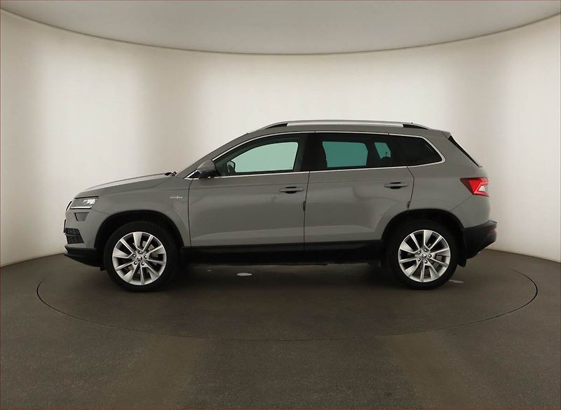 Škoda Karoq (2018) 1.5 TSI, Automat, Kůže - fotka 3 z 19