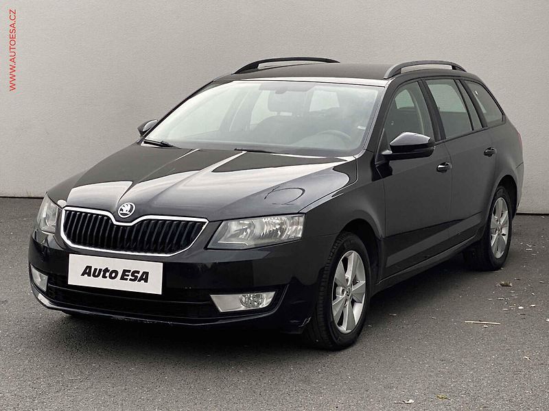 Škoda Octavia (2015) 2.0 TDi 4x4, Elegance - fotka 3 z 17