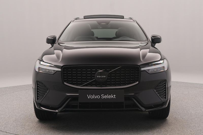 Volvo XC60 B5 AWD BLACK EDITION AUT  - fotka 16 z 49