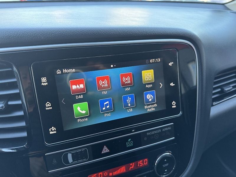 Mitsubishi Outlander (2019) 2.0i Mivec Digi Klima Kamera - fotka 11 z 48