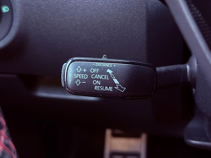Škoda Octavia 2.0 TDi RS DSG, Pano, Memory - fotka 29 z 34