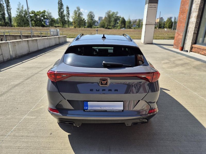 Cupra Formentor (2023) 1,5 TSI 150k DSG  - fotka 4 z 32
