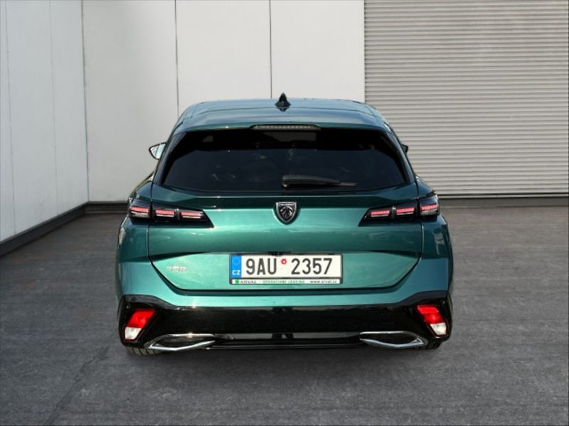 Peugeot 308 1,2 PT 130 Allure Pack - fotka 4 z 10