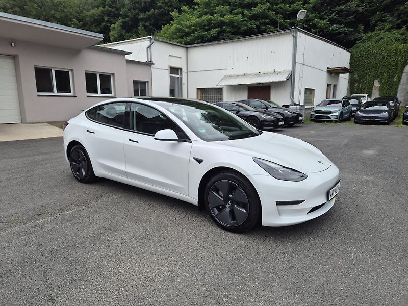 Tesla Model 3 LONG RANGE DUAL MOTOR SOH 94% - fotka 3 z 49