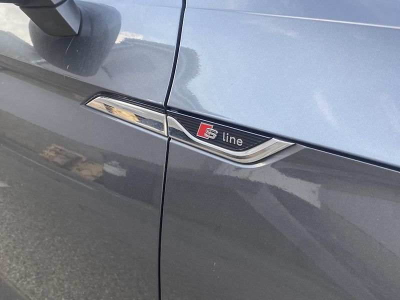 Audi A5 (2017) 3,0 TDi - S Line - Quattro B&O - fotka 5 z 13