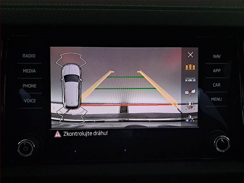 Škoda Kodiaq (2023) 2.0 TDI - fotka 16 z 21